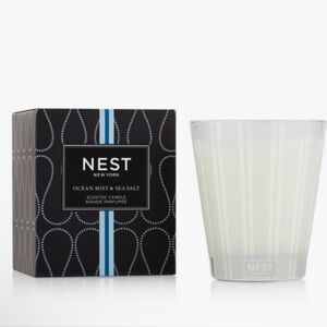 NEST Fragrances New York Ocean Mist & Sea Salt Classic Scented Candle 8.1 oz New